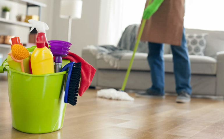 https://vertexpages.com/wp-content/uploads/2017/06/cleaning-service-770x480.jpg