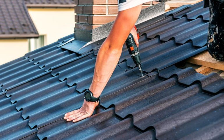 https://vertexpages.com/wp-content/uploads/2021/11/featured-image-metal-roofing-cost.jpeg-770x480.jpg